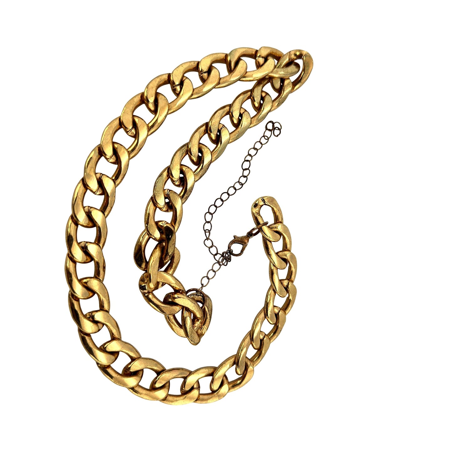 Gold-tone cast metal necklace – detail