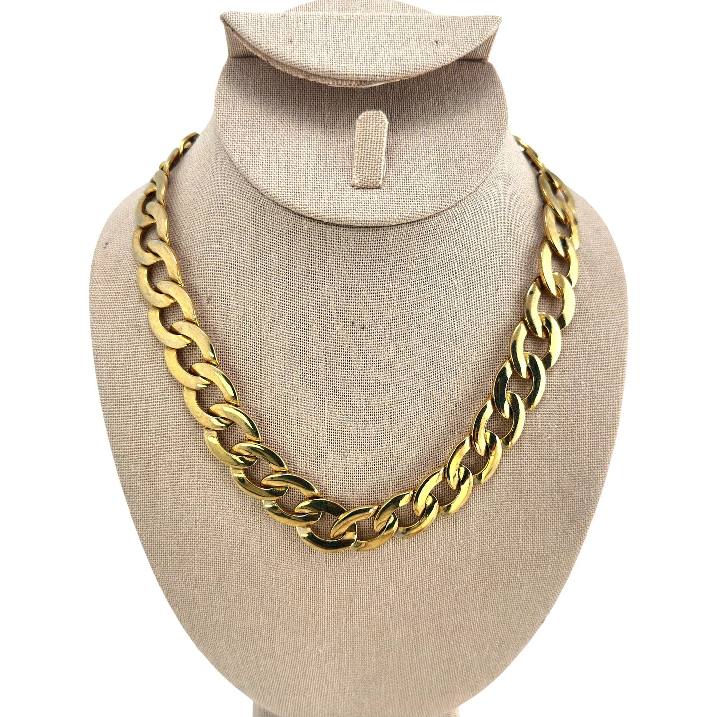 Gold-tone elongated link necklace – front view